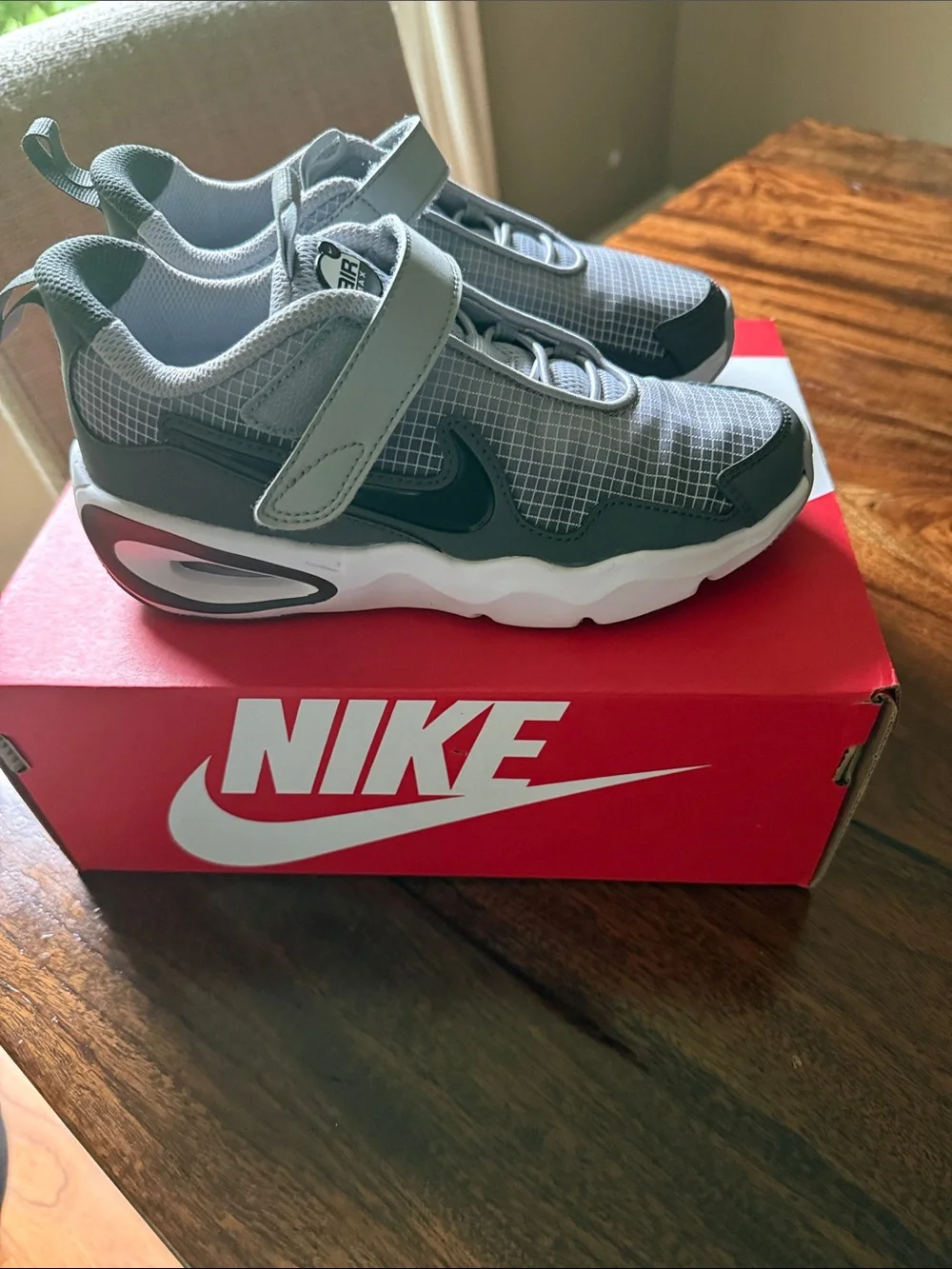 **new in box** Nike Kids Gray and White Velcro Athletic Sneakers, size 1.5 littl